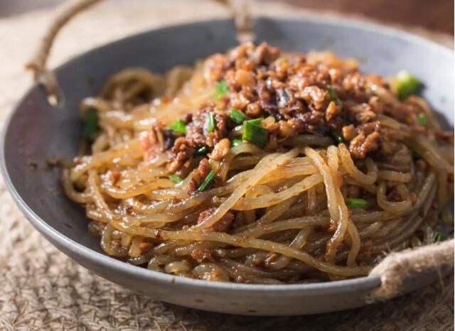 红薯粉条.jpg 红薯粉条